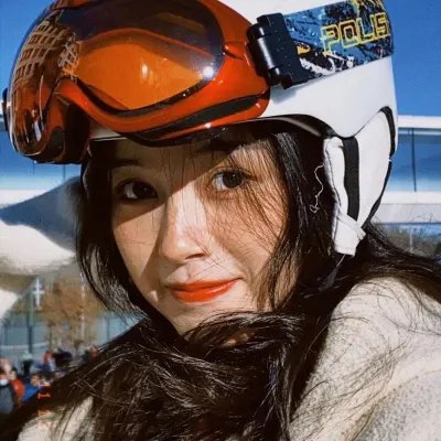 九朵云